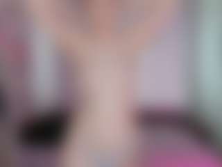 Live cam show with Vanessa Cole - Solo on TeamSkeetLive