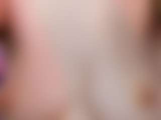 Live cam show with Vanessa Cole - Spank Red Hair on Camsoda