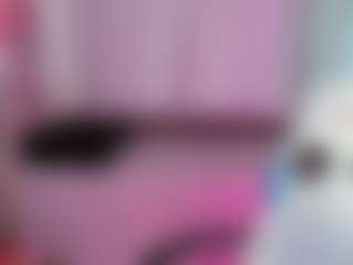 Live cam show with Vanessa Cole - Public Red Hair on LiveSexCams6