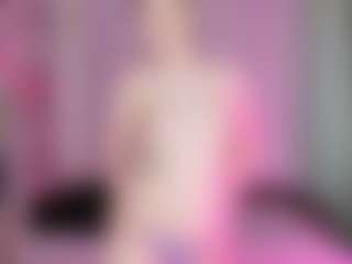 Live cam show with Vanessa Cole - Red Hair Amateur on chickslive.net