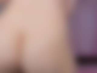 Live cam show with Vanessa Cole - Red Hair Amateur on camtv