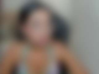 Live cam show with alana-martiins - Young Adult on chickslive.net