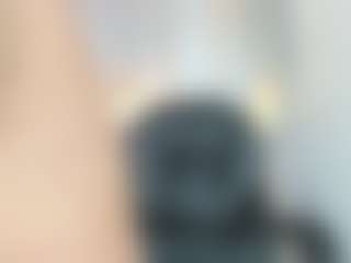 Live cam show with alana-martiins - Petite on TeamSkeetLive