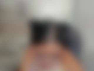 Live cam show with alana-martiins - Petite Young Adult on Camsoda