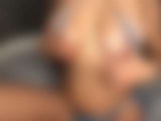 Loni's Live Sex Cam Show