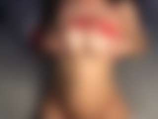 Loni's Live Sex Cam Show