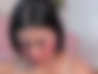 Live cam show with DulceQueen - Solo on live18s.com
