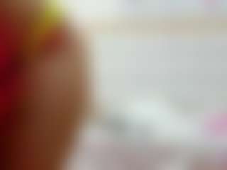 Live cam show with DulceQueen - Wet on AdultVida.com