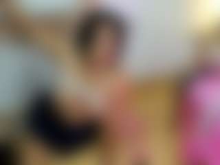 Live cam show with DulceQueen - BBW on SpunkLive