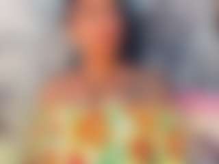 khiara-moretti's Live Sex Cam Show