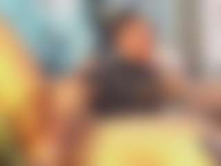 khiara-moretti's Live Sex Cam Show