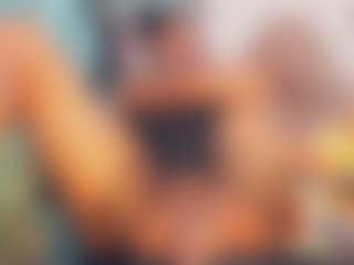 khiara-moretti's Live Sex Cam Show
