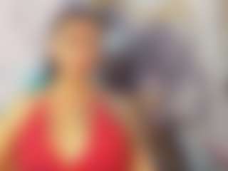 khiara-moretti's Live Sex Cam Show