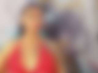 khiara-moretti's Live Sex Cam Show