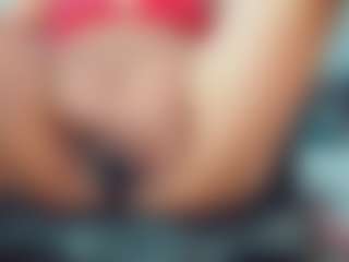 khiara-moretti's Live Sex Cam Show