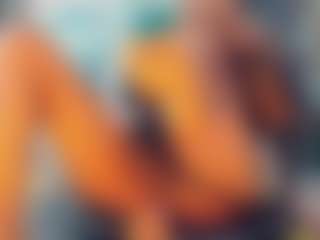 khiara-moretti's Live Sex Cam Show