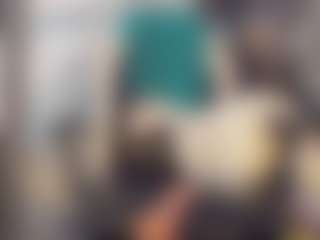 khiara-moretti's Live Sex Cam Show