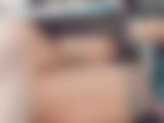khiara-moretti's Live Sex Cam Show