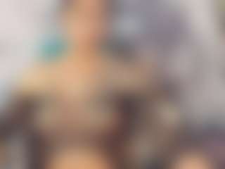 khiara-moretti's Live Sex Cam Show