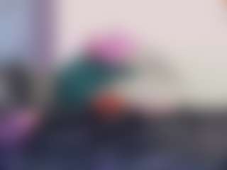 khiara-moretti's Live Sex Cam Show