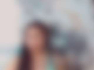 khiara-moretti's Live Sex Cam Show