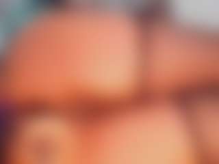 khiara-moretti's Live Sex Cam Show