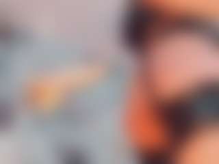 khiara-moretti's Live Sex Cam Show