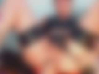 khiara-moretti's Live Sex Cam Show