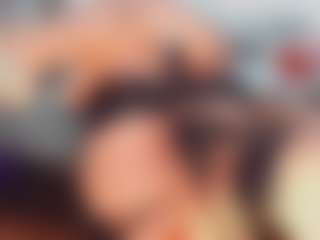 khiara-moretti's Live Sex Cam Show