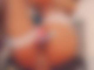 khiara-moretti's Live Sex Cam Show