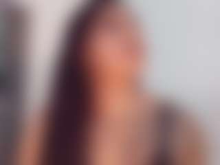 Live cam show with khiara-moretti - Anal Toys on UwU Esports