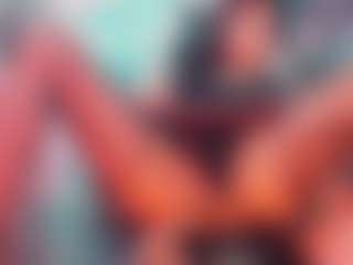 khiara-moretti's Live Sex Cam Show
