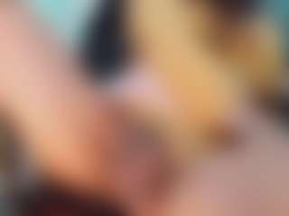 khiara-moretti's Live Sex Cam Show