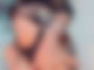 Live cam show with khiara-moretti - HD on Camsoda