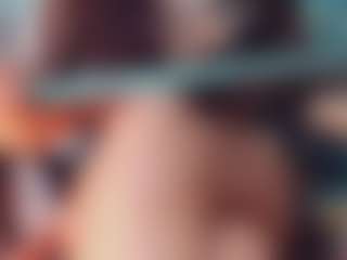 Live cam show with khiara-moretti - Orgasm on Camsoda