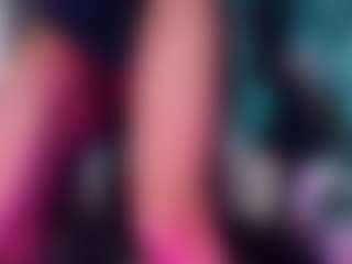 khiara-moretti's Live Sex Cam Show
