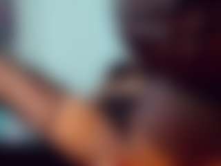 Live cam show with khiara-moretti - Tattoos on SinfulBabes