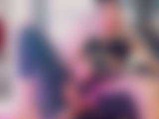 khiara-moretti's Live Sex Cam Show