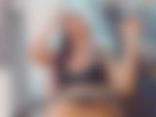 Live cam show with khiara-moretti - Orgasm on Camsoda