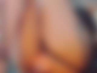 Live cam show with khiara-moretti - Tease on SpankPalCams
