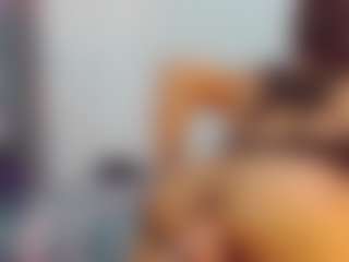 Live cam show with khiara-moretti - Average on AdultVida.com