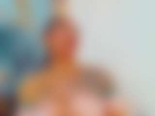 Live cam show with khiara-moretti - Black Hair on TeamSkeetLive