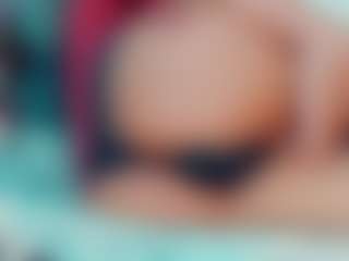 Live cam show with khiara-moretti - Average on LiveSexCams6