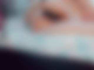 khiara-moretti's Live Sex Cam Show
