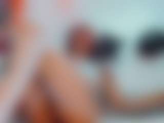 khiara-moretti's Live Sex Cam Show