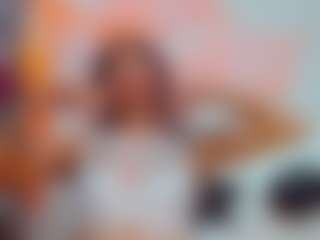 khiara-moretti's Live Sex Cam Show