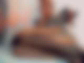 khiara-moretti's Live Sex Cam Show