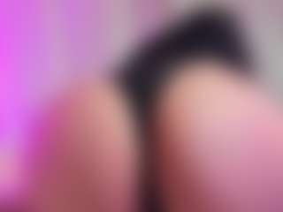 Lilith-Salvatoree's Live Sex Cam Show
