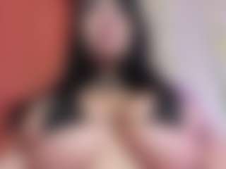 Live cam show with Lilith-Salvatoree - Amateur on Camsoda