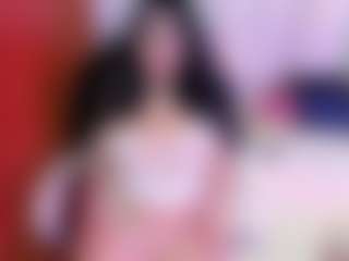 Live cam show with Lilith-Salvatoree - Squirt on Gym Cam Girls